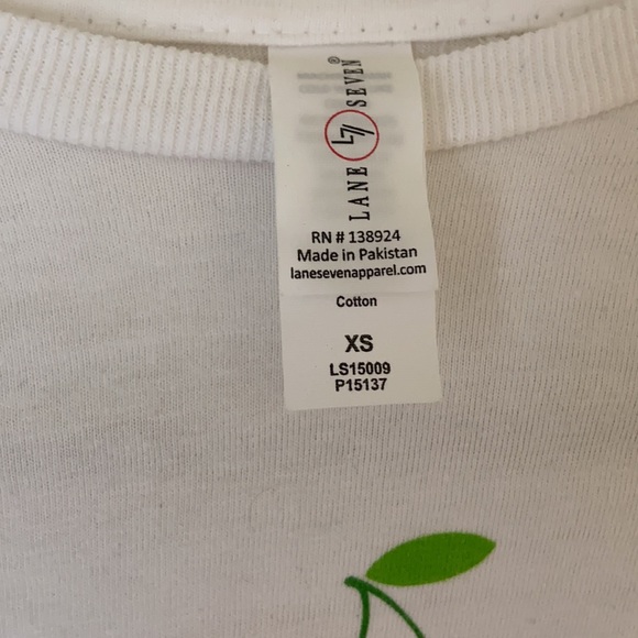 Cropped long sleeve top from Drip Creationz. - Picture 3 of 5